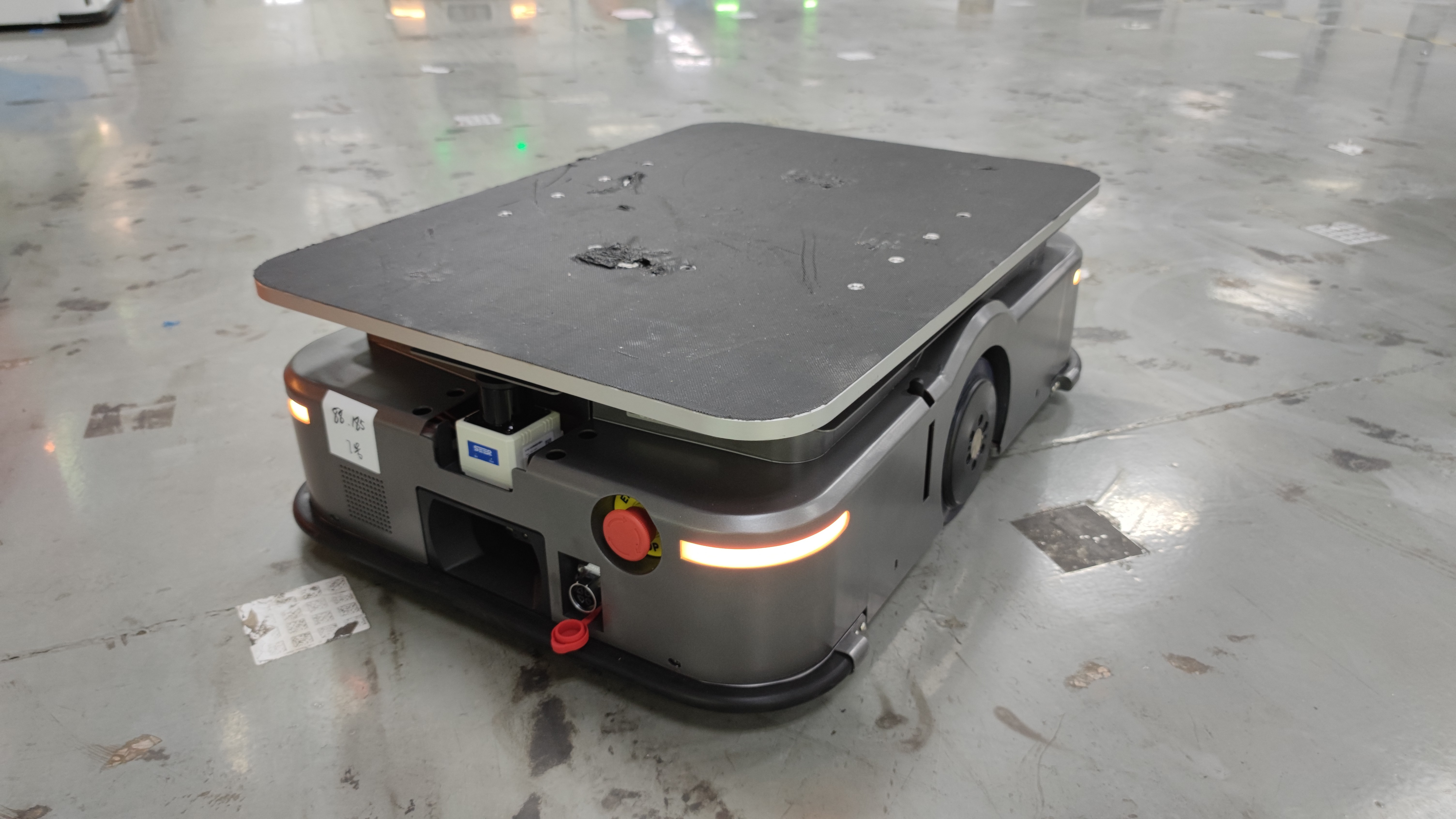 潜伏顶升AMR W300J